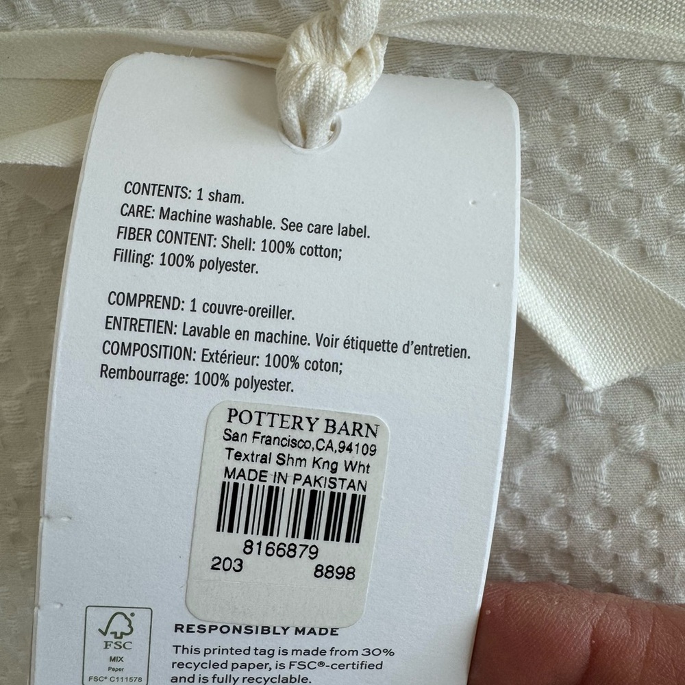 NWT - 2 King Size Pottery Barn White Waffle Weave Pillow Shams - Picture 4 of 7